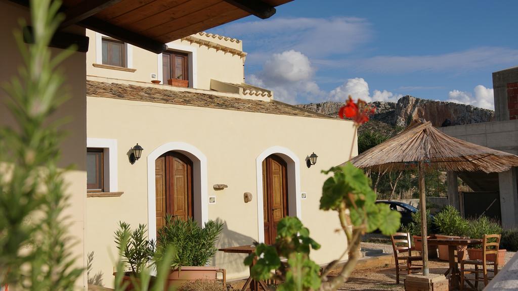 Baglio Cofano Rooms & Relax Custonaci Exterior photo