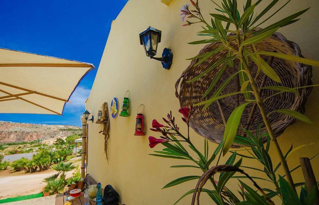 Baglio Cofano Rooms & Relax Custonaci Exterior photo